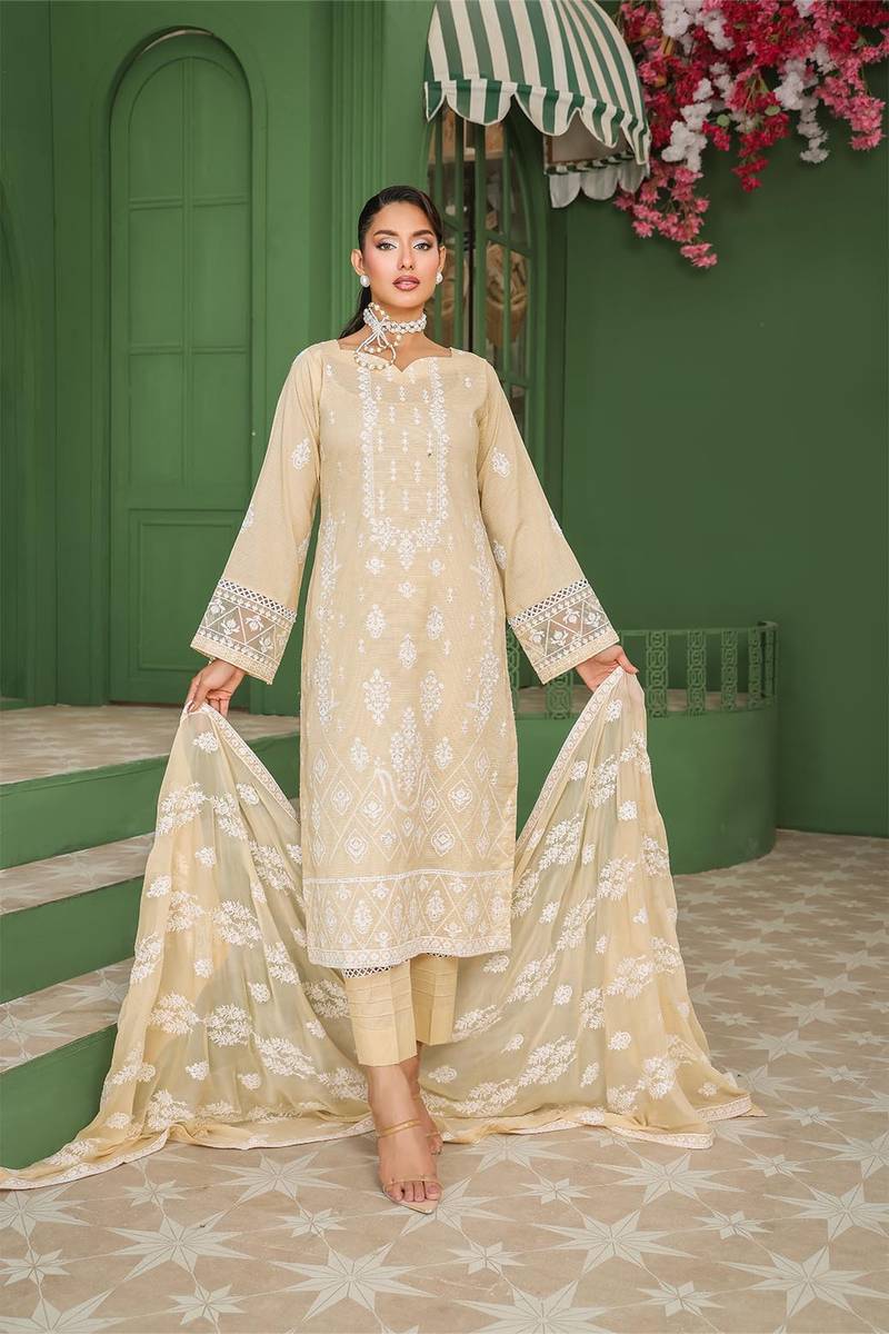 Vanilla Unstitched Dyed Embroidered Doriya Lawn With Exclusive Embroidered Bamber Chiffon Duppata