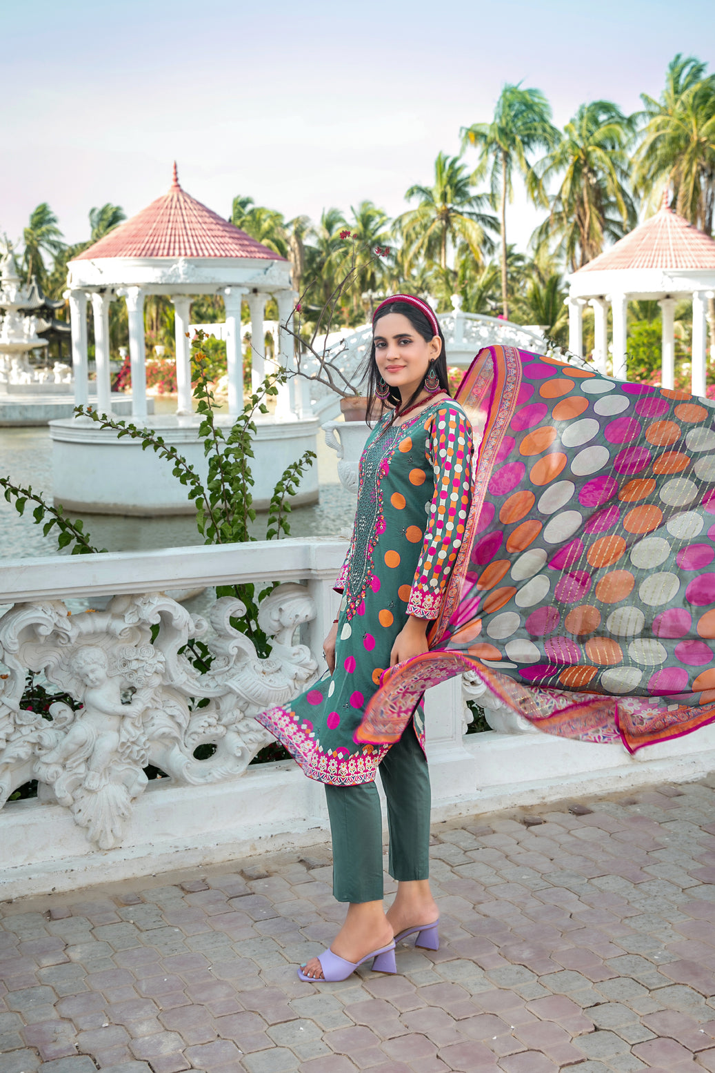 NAZAKKAT LAWN SLUB DIGITAL PRINT